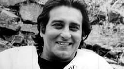 10 songs to remember Vinod Khanna 