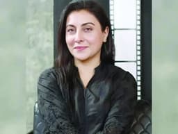 Dunk Makes a Sensational Comeback with Laila Wasti’s Outburst!