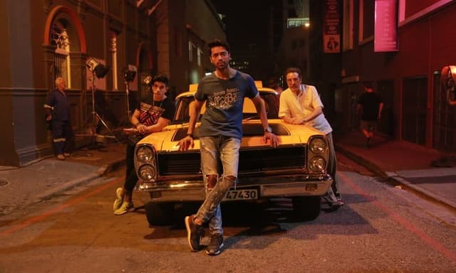 Na Maloom Afraad return with a bang